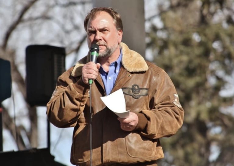 Pastor Artur Pawlowski arrested before preaching at Canadian trucker